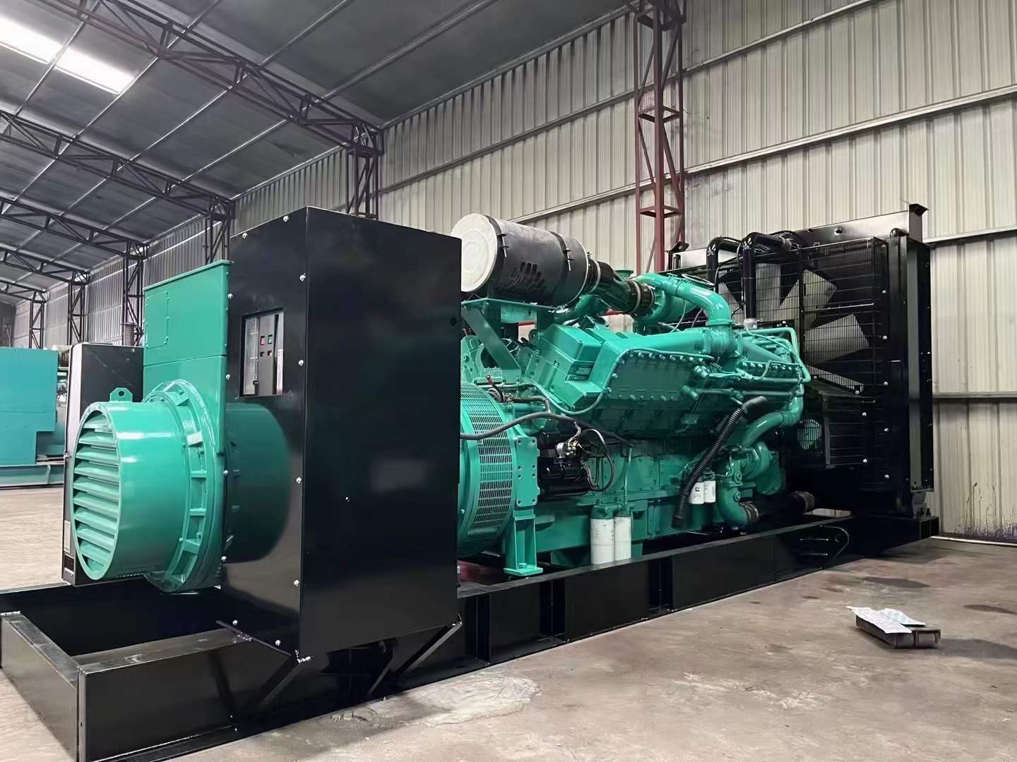 响水如何降低 800kW 柴油发电机输出电流的波动？