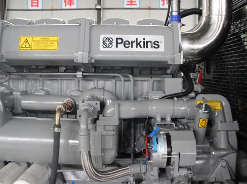 响水频率波动时，发电机组有哪些保护措施？