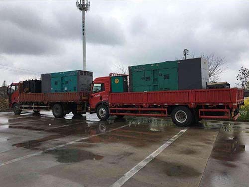 响水涂抹密封胶后，需要等待多长时间才能安装水冷式机油散热器密封件？